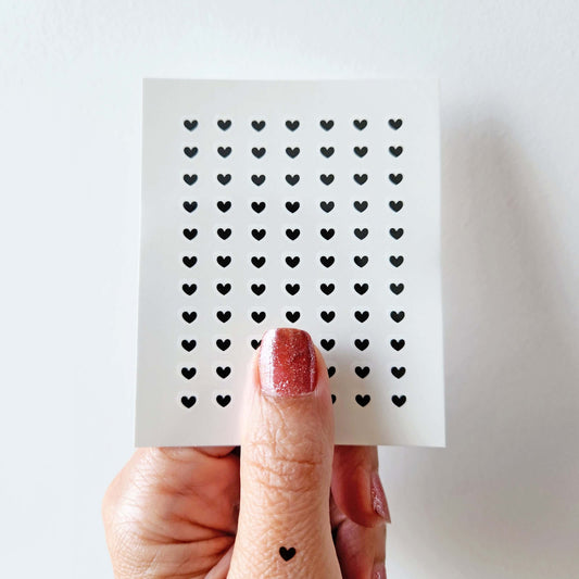 tatouages temporaires mini coeurs noirs (lot de 77!)