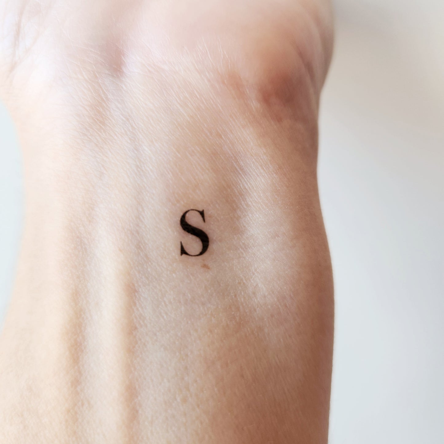 lettre s tatouage temporaire (set de 12)