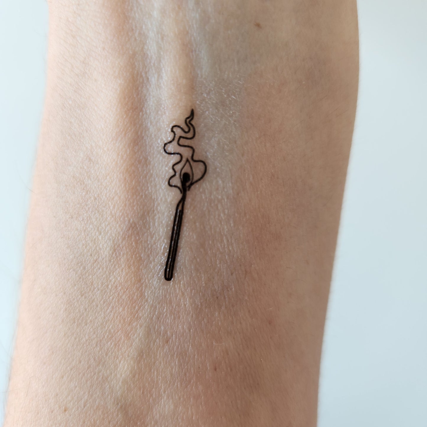 tatouage temporaire allumette (set de 4)