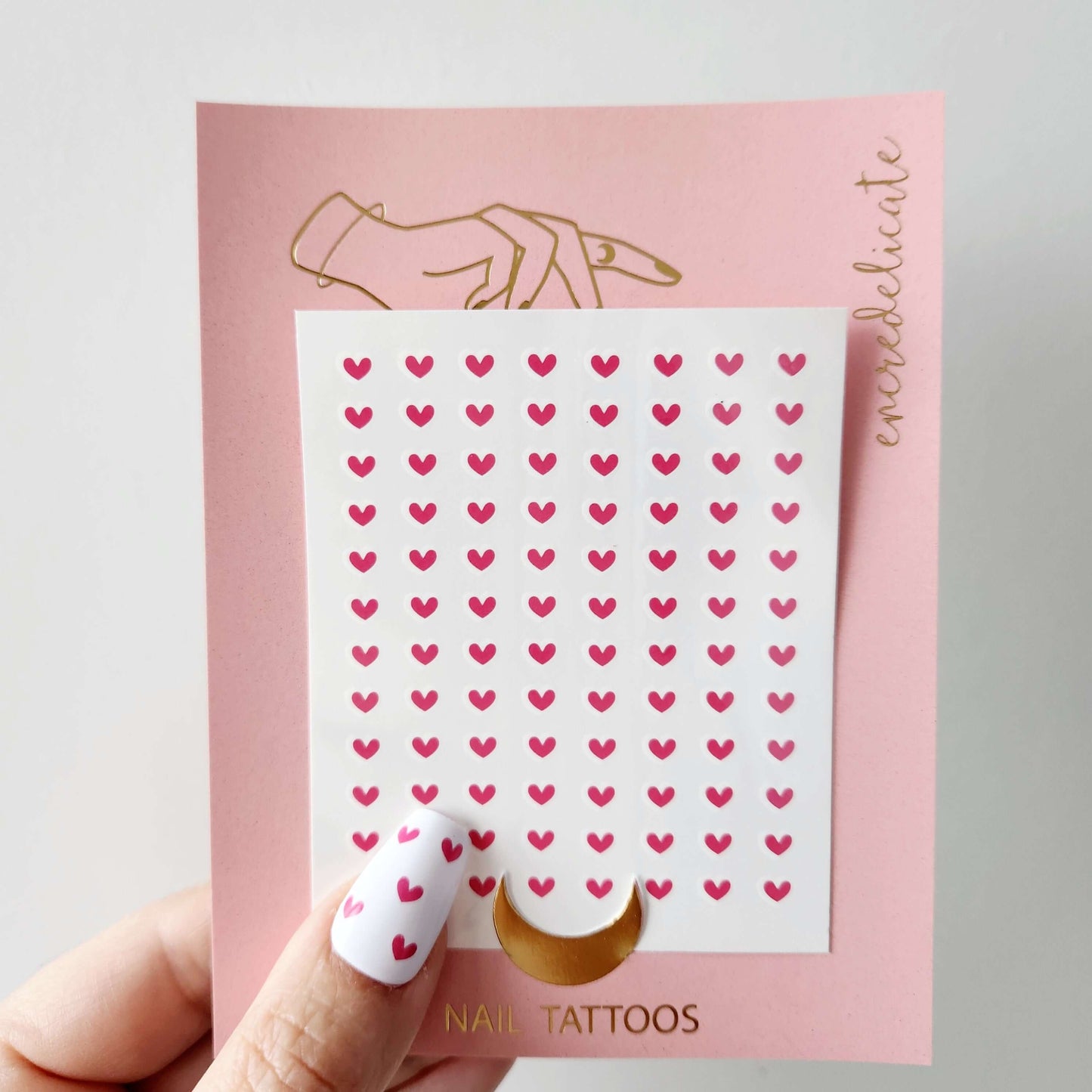 autocollants pour ongles de cœurs roses pour manucure