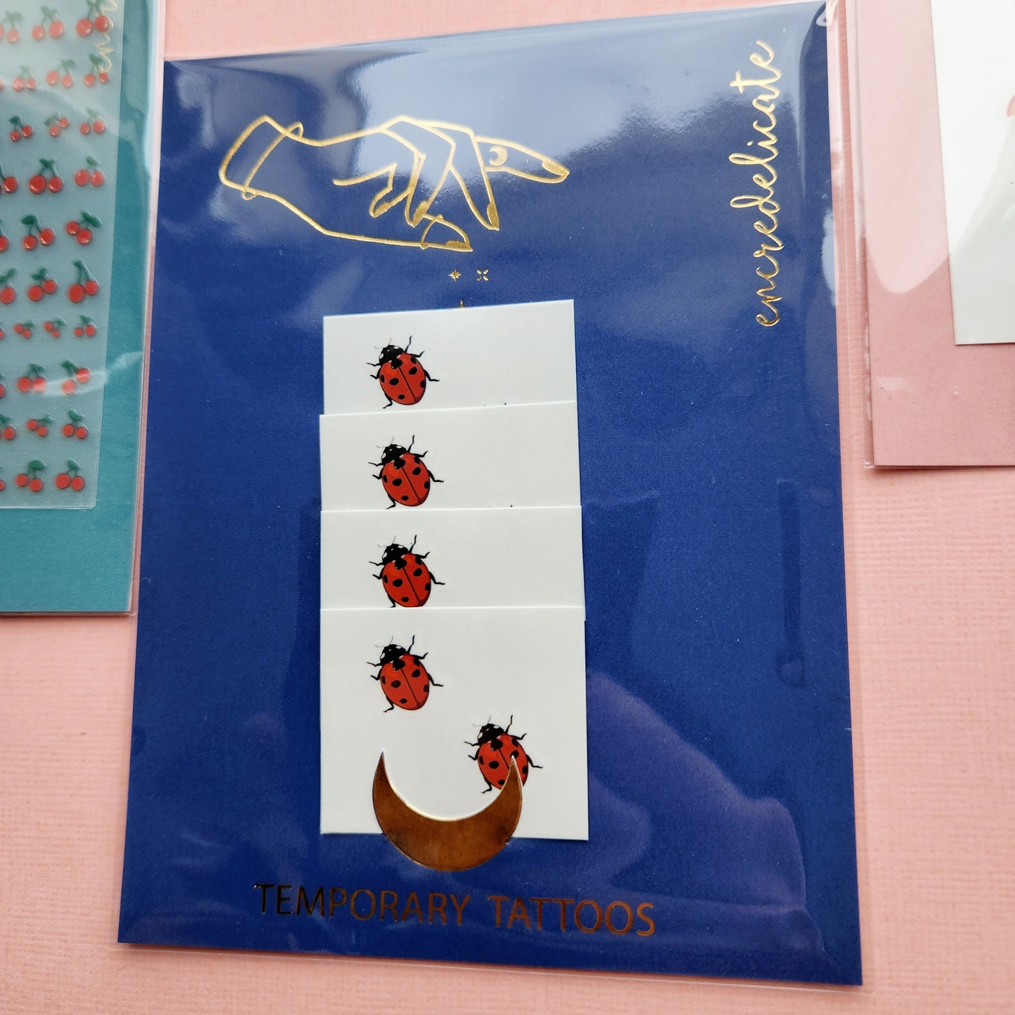 tatouages temporaires coccinelle rouge (lot de 8)