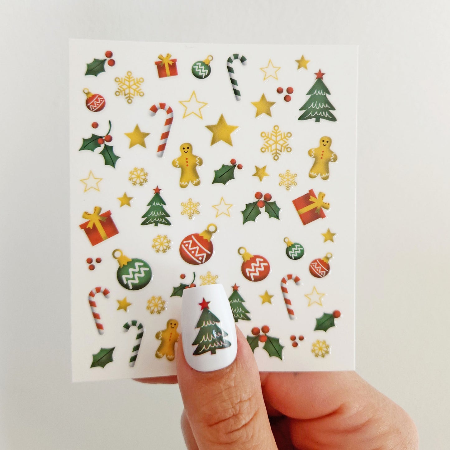 stickers ongles Noël (sapins, houx, pain d'épices....)
