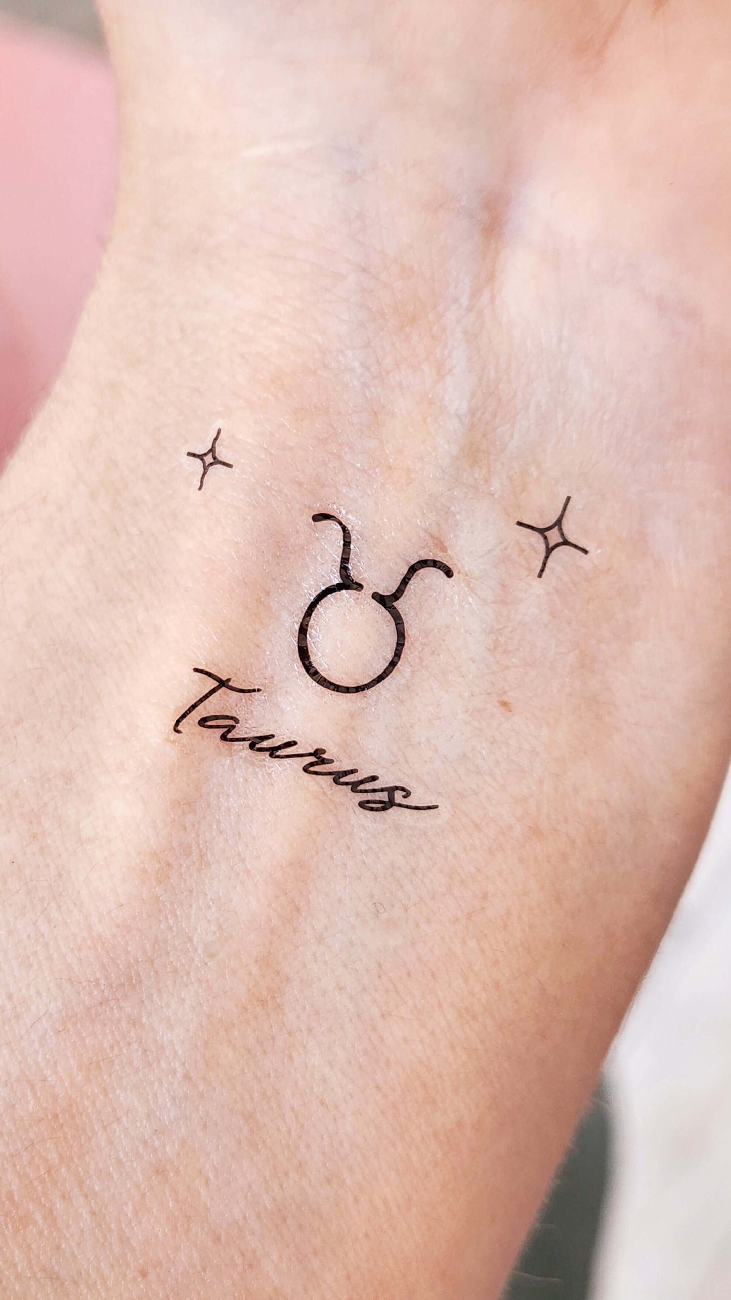 tatouage éphémère signe zodiacal Taureau (set de 4)