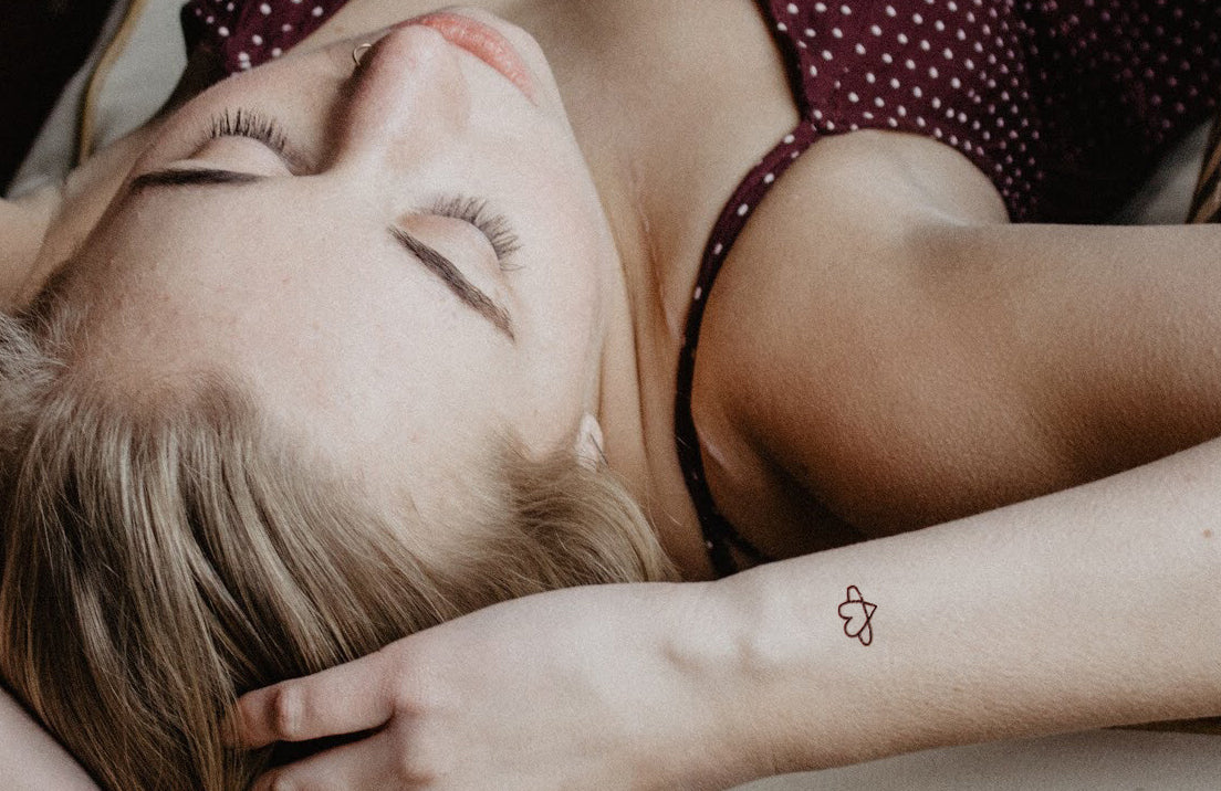 tatouage temporaire de coeur en forme de planète (lot de 8) - encredelicate