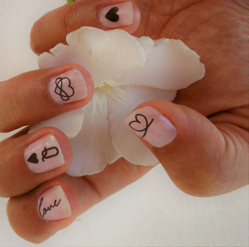 Stickers nail art coeur et mot love
