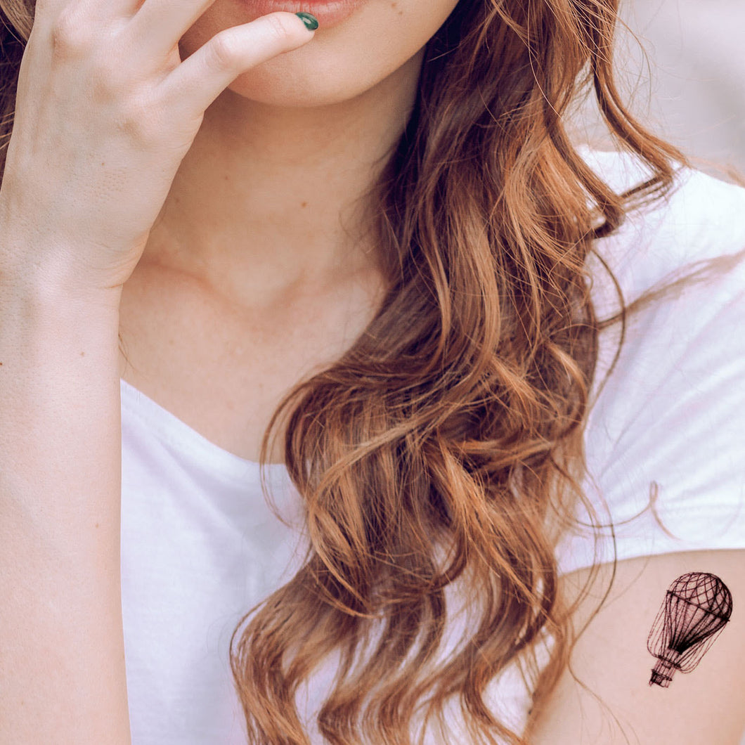 tatouage temporaire montgolfière vintage en noir (lot de 2) - encredelicate 