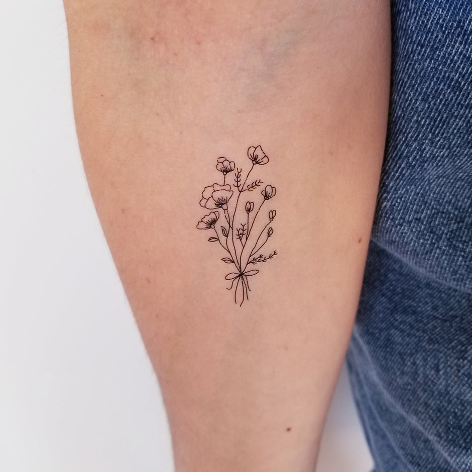 Tatouage Bouquet De Fleur Sauvage